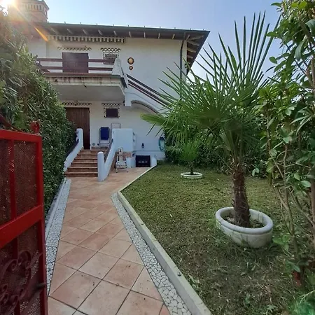 Cosmo House Dom wakacyjny